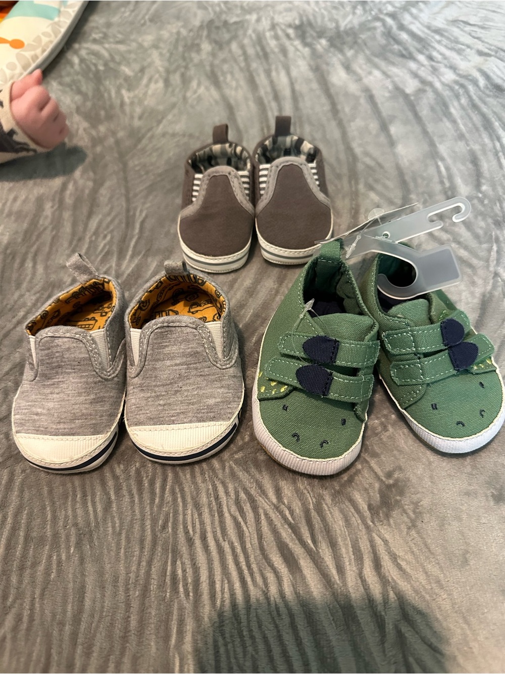5/$25 baby shoe bundle - Picture 2 of 2
